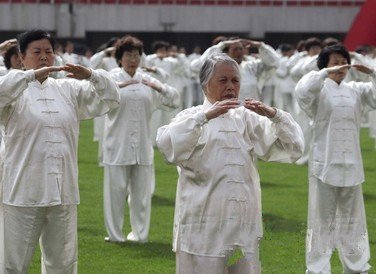 老年人练习气功 须知的注意事项