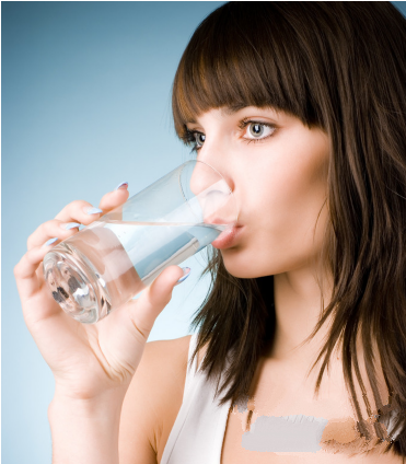 四类人群饮水别过量 肾脏病患者过量饮水致水肿