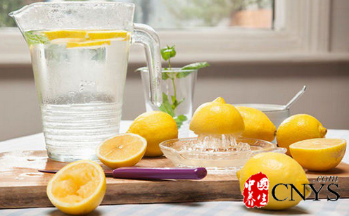 日常七个防癌小方法 柠檬汁洒在烤肉上可防癌