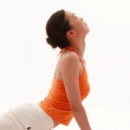 瑜伽拜日十二式动作教程 舒展身体轻松减肥