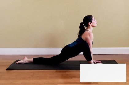 七个瘦腿瑜伽招式 帮你矫正小腿打造美腿