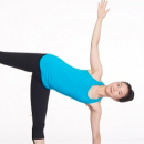 跟明星学练瑜伽减肥 五个瑜伽招式快速瘦腿