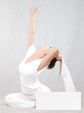 如何瘦腰最快最有效 1套瘦腰瑜伽打造纤细腰线