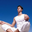 男性减肥瑜伽三招式 瘦身塑形更可健身强肾