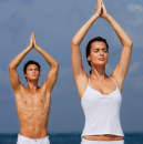 双人减肥瑜伽四招式 减肥又能增进情侣间互动
