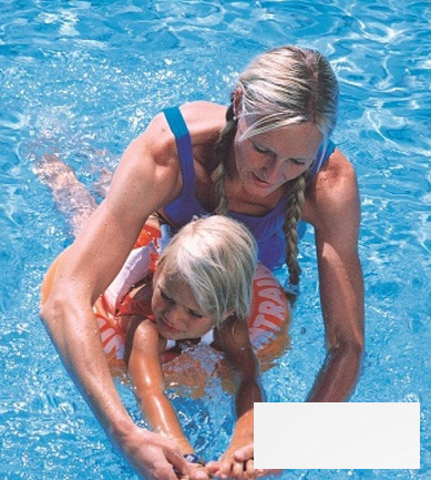 夏季游泳13个注意事项 身体患病者不要去游泳