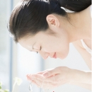 春季预防过敏六招 多喝水洗脸有讲究