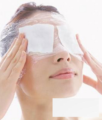 6个洗脸方法快速祛痘 温面巾敷面敷30秒