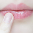 春季防治嘴唇干裂诀窍 及时补充足量水分