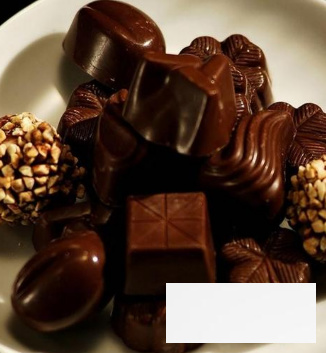 冬季减肥吃七种食物 吃黑巧克力控制嘴馋