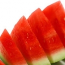 夏季饮食瘦身　盲目吃西瓜会影响健康