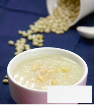 夏季没有食欲怎么办 八款<a href=http://www.duomehao.com target=_blank class=infotextkey>养生</a>粥开胃降暑