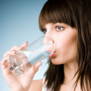 喝千滚水易中毒 六种错误喝水方式减寿致命