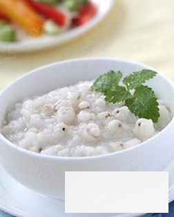 八款薏米减肥食谱 享受美味保持苗条身材